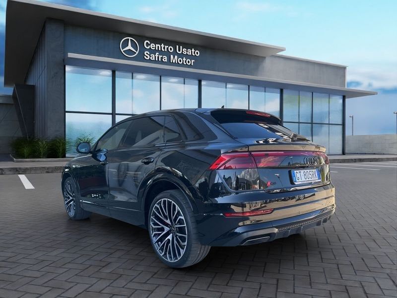 Audi Q8 2023