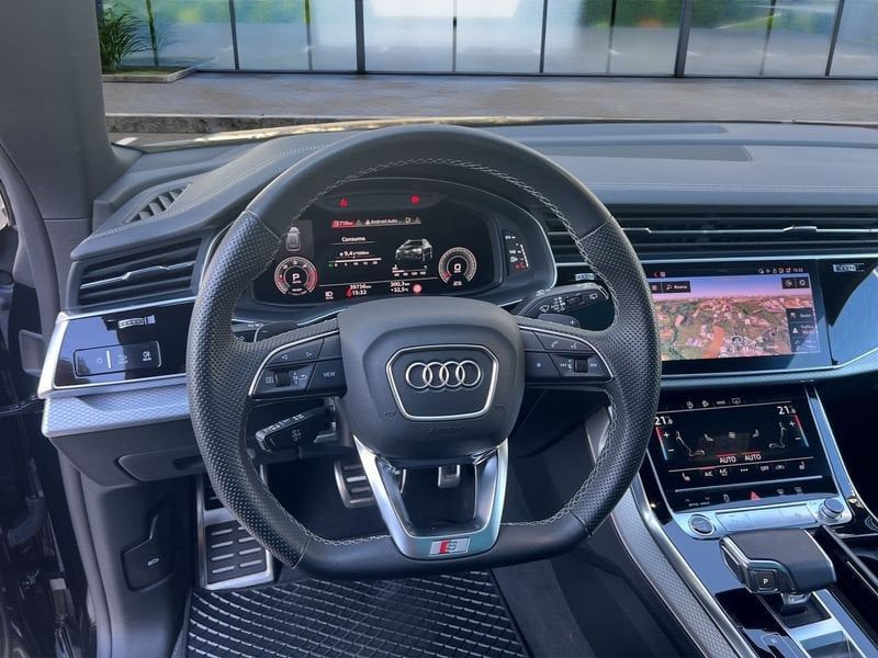 Audi Q8 2023