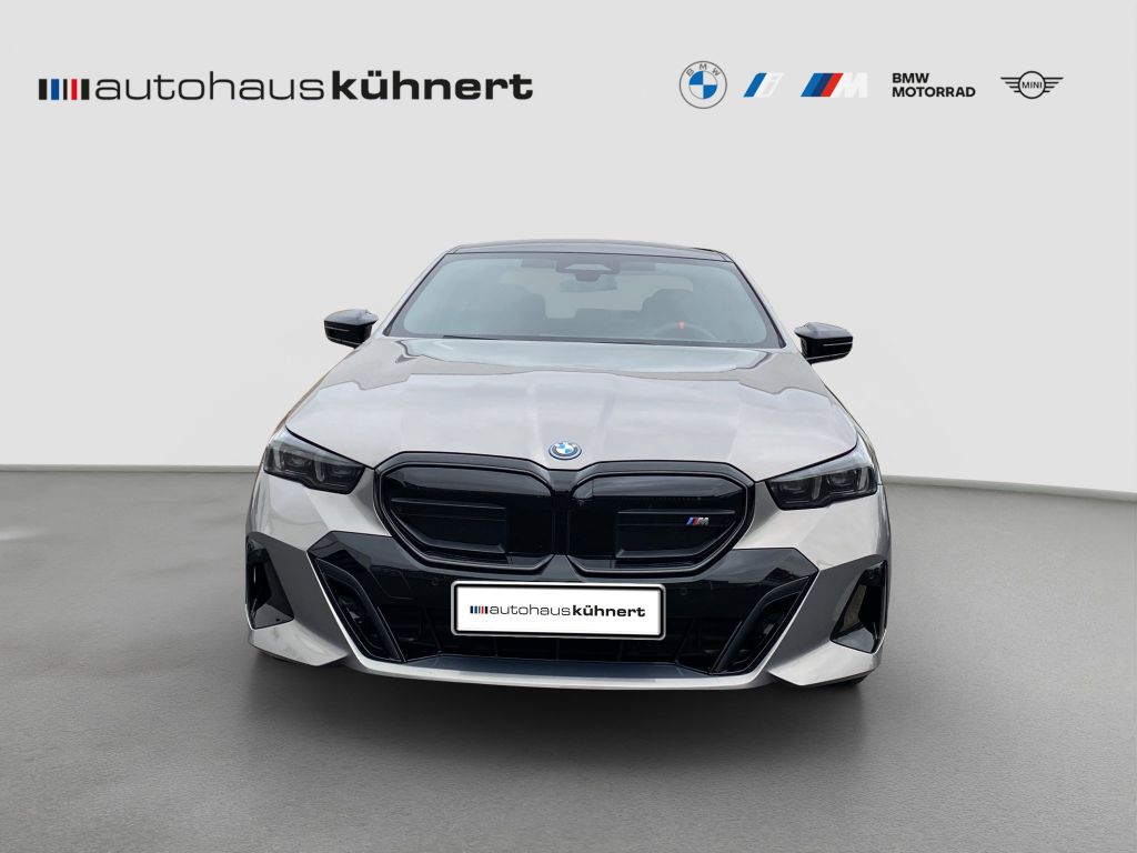 BMW i5 2025