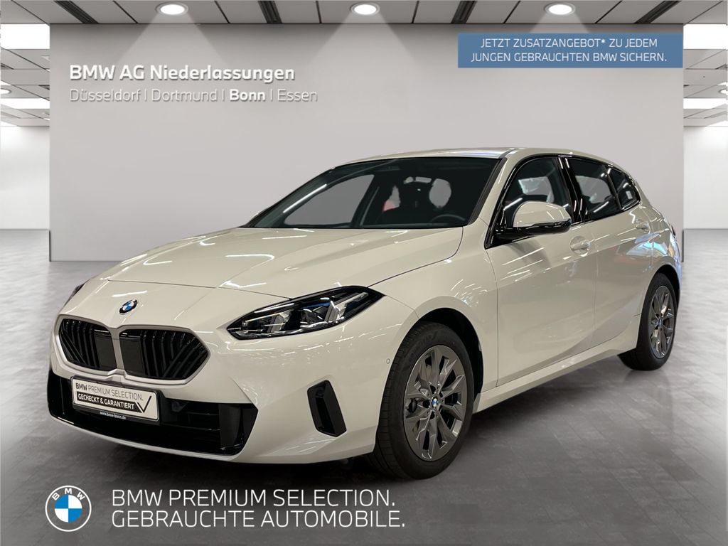 BMW 120 2025