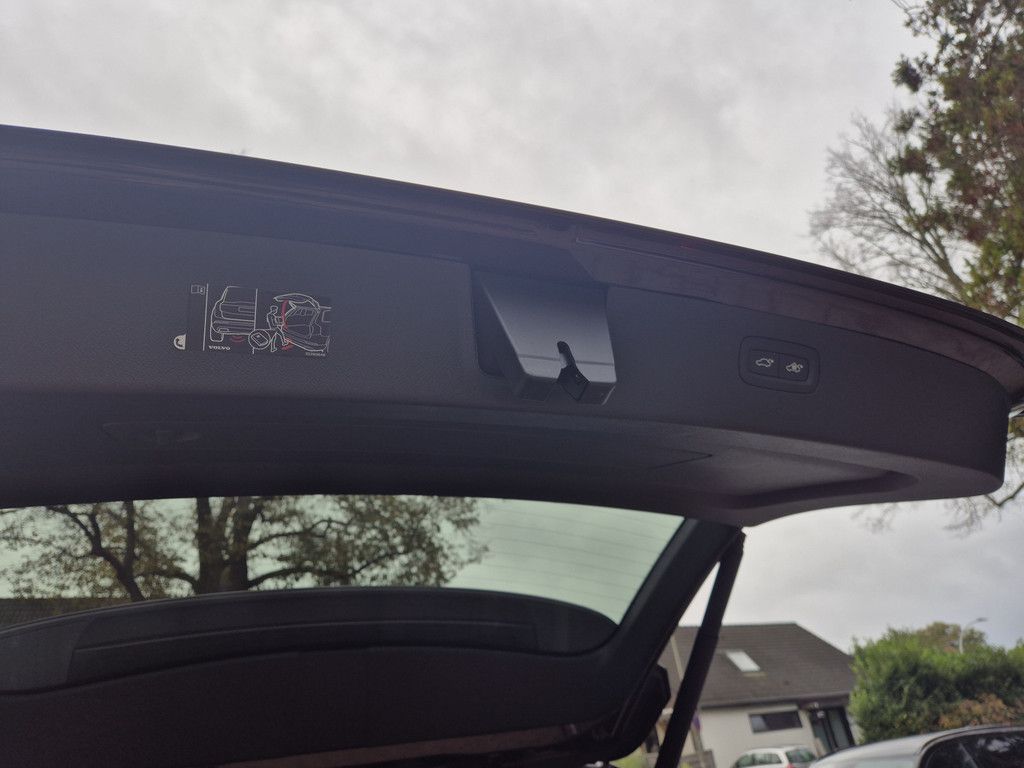 Volvo XC90 2025