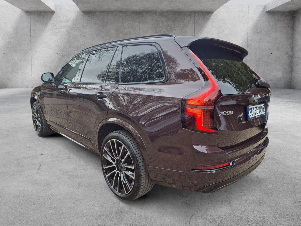 Volvo XC90 2025