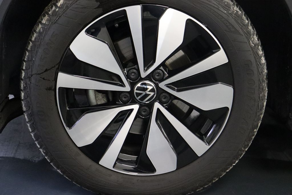 Volkswagen T-Roc 2024