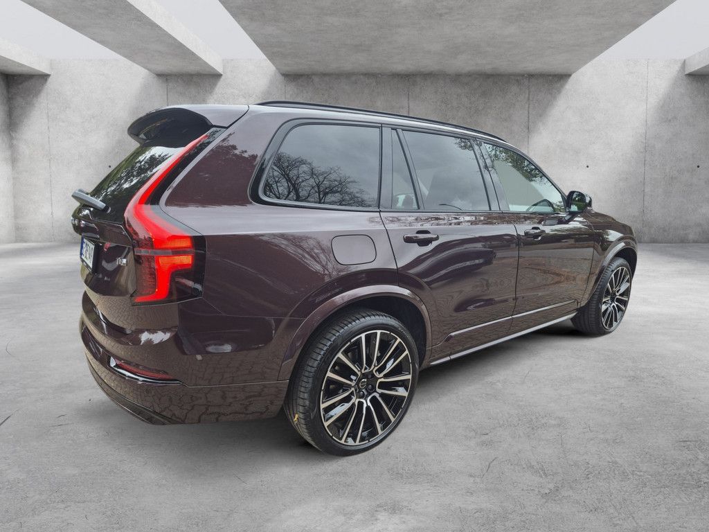 Volvo XC90 2025