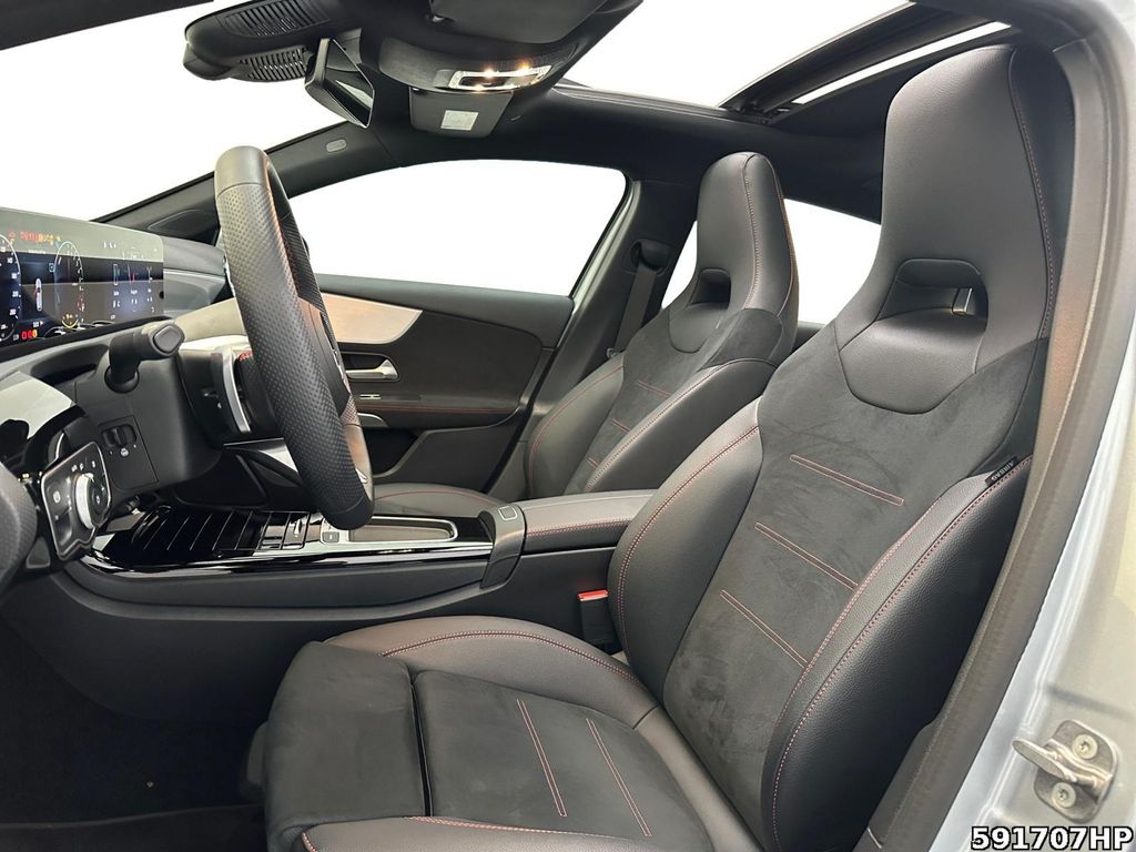 Mercedes-Benz A 250 2024