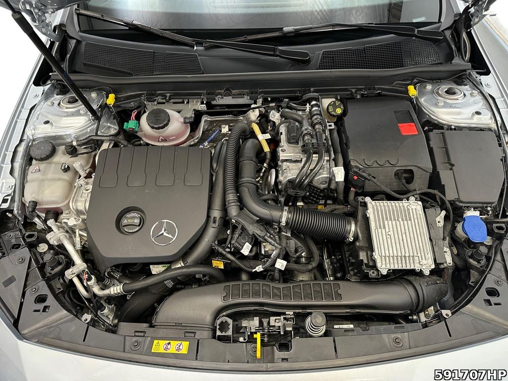 Mercedes-Benz A 250 2024