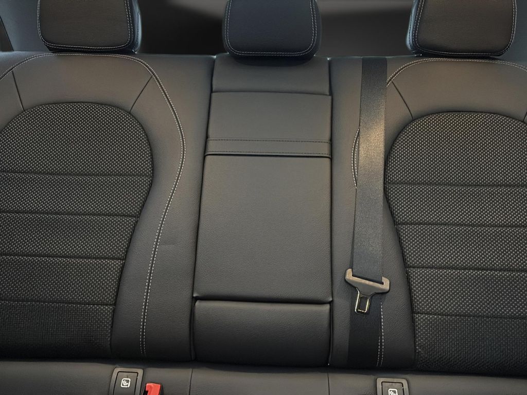 Mercedes-Benz GLC 300 2022