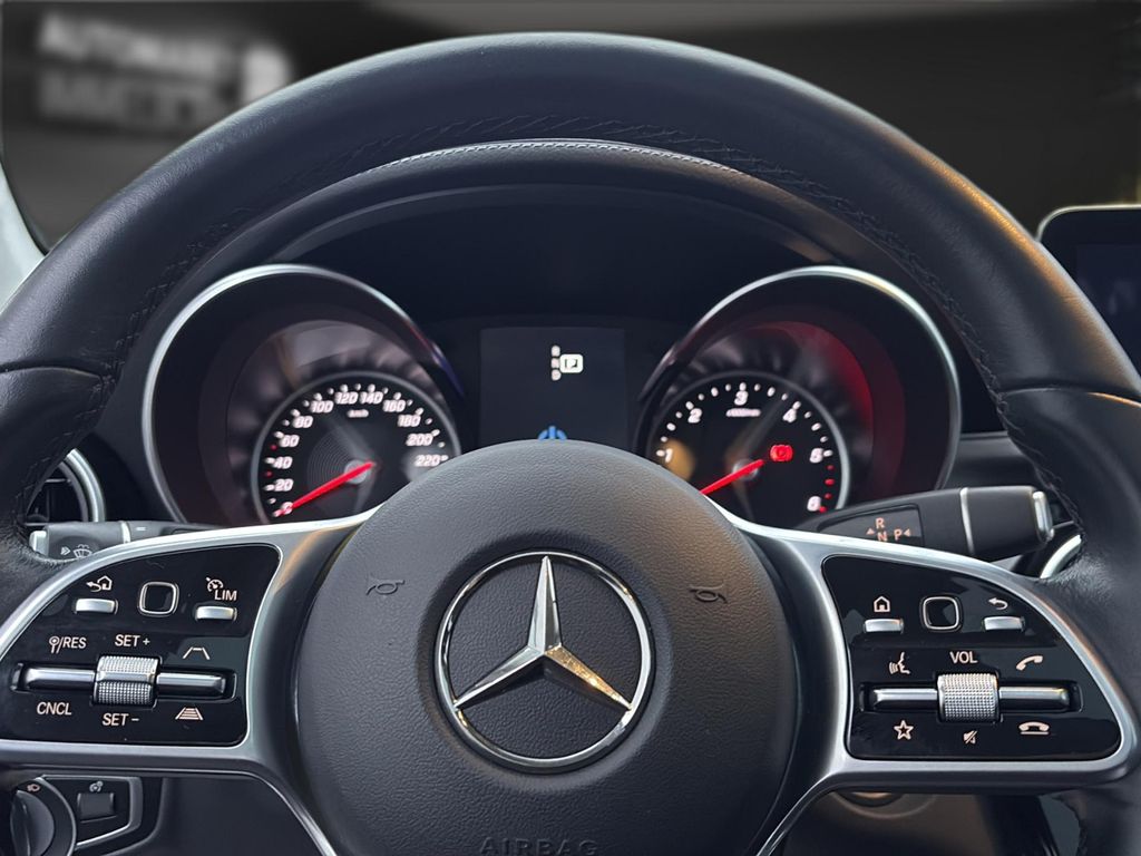 Mercedes-Benz GLC 300 2022