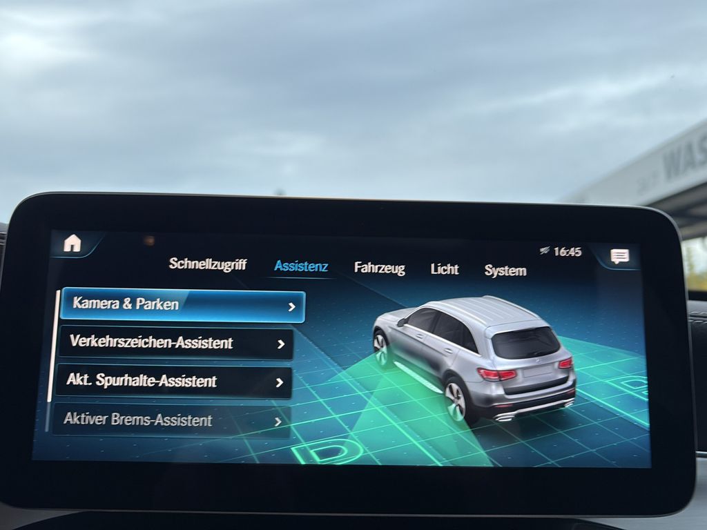 Mercedes-Benz GLC 300 2022