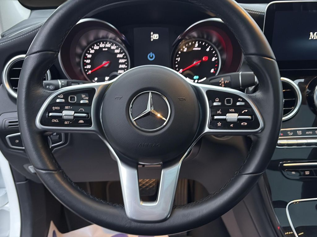 Mercedes-Benz GLC 300 2022