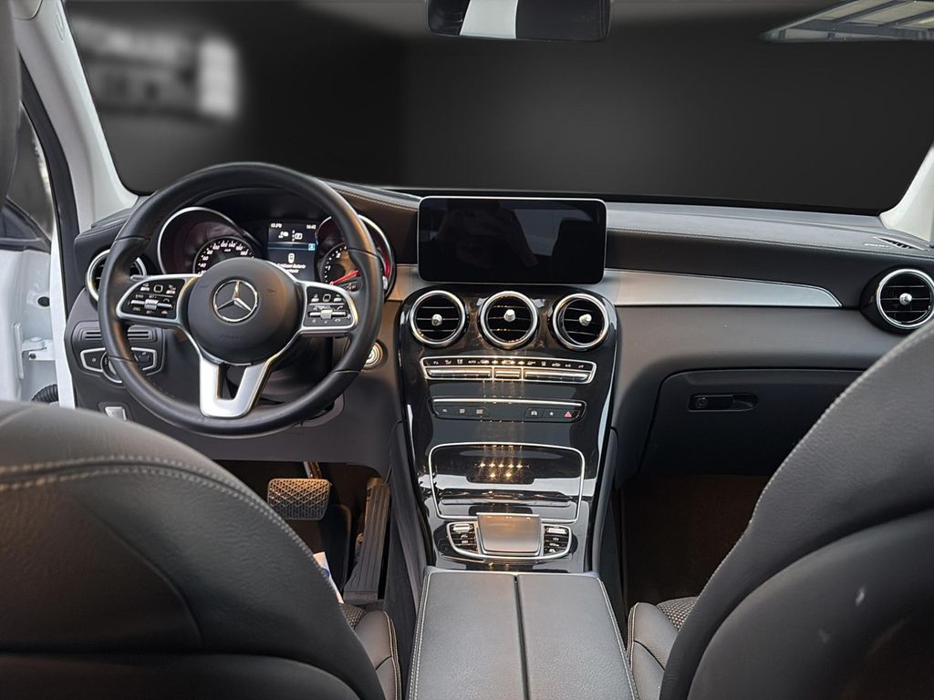 Mercedes-Benz GLC 300 2022