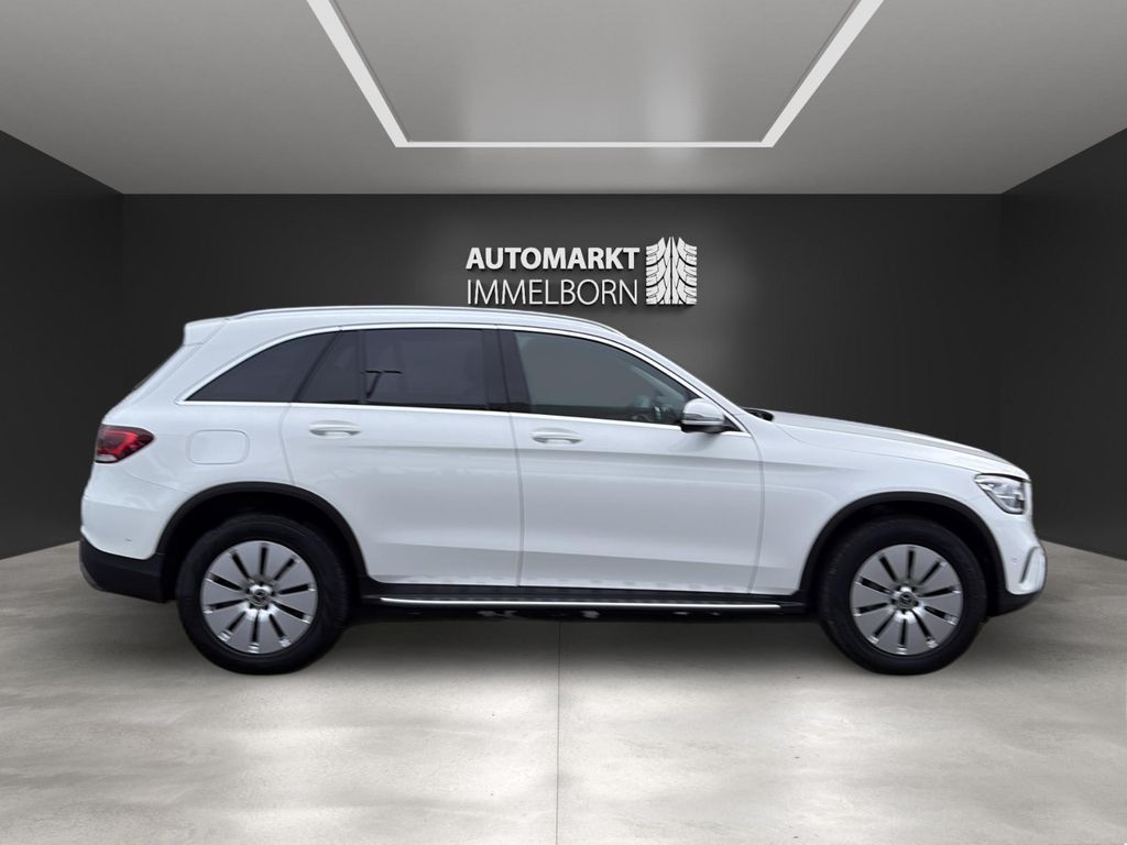 Mercedes-Benz GLC 300 2022