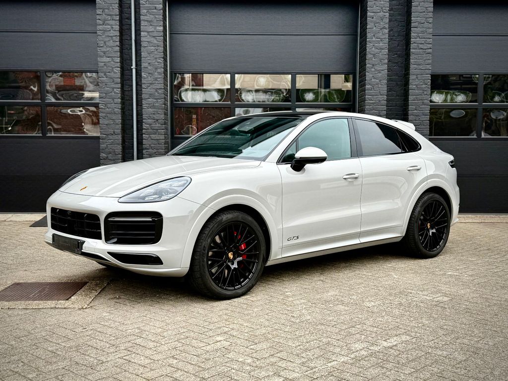 Porsche Cayenne 2022