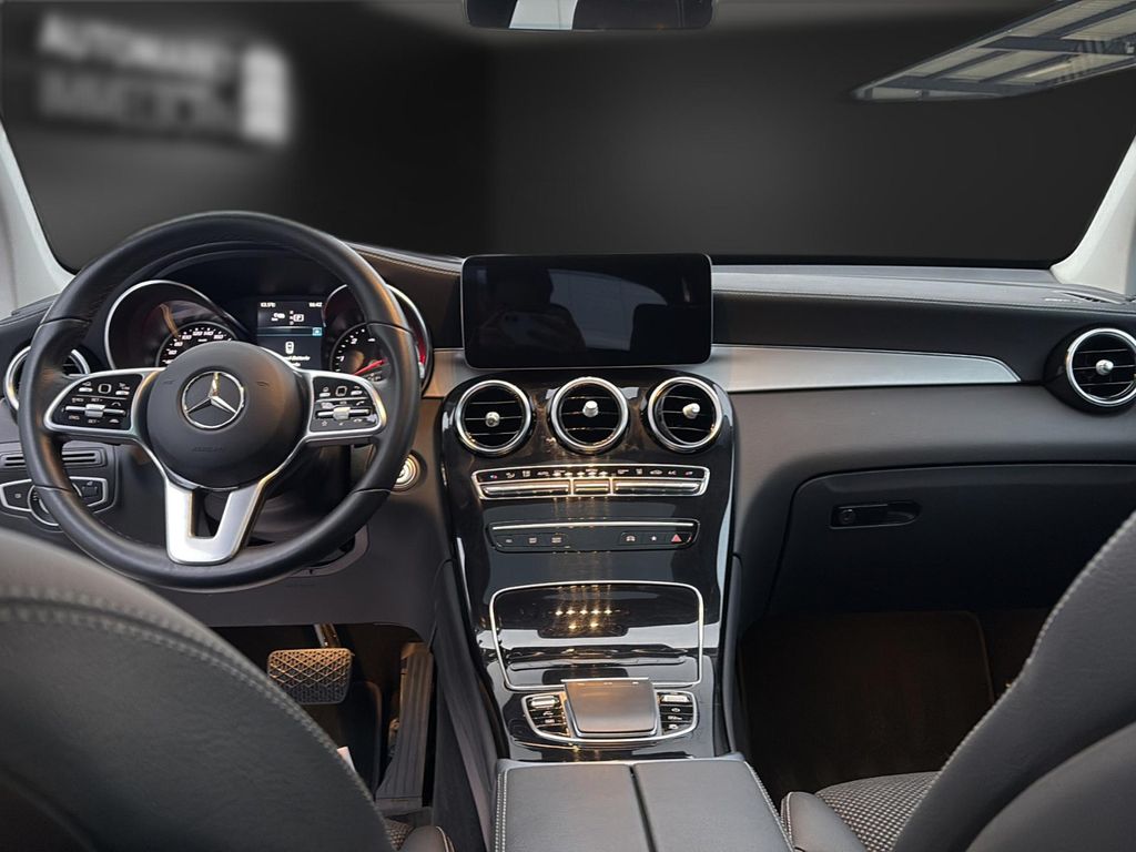 Mercedes-Benz GLC 300 2022