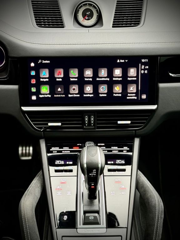 Porsche Cayenne 2022