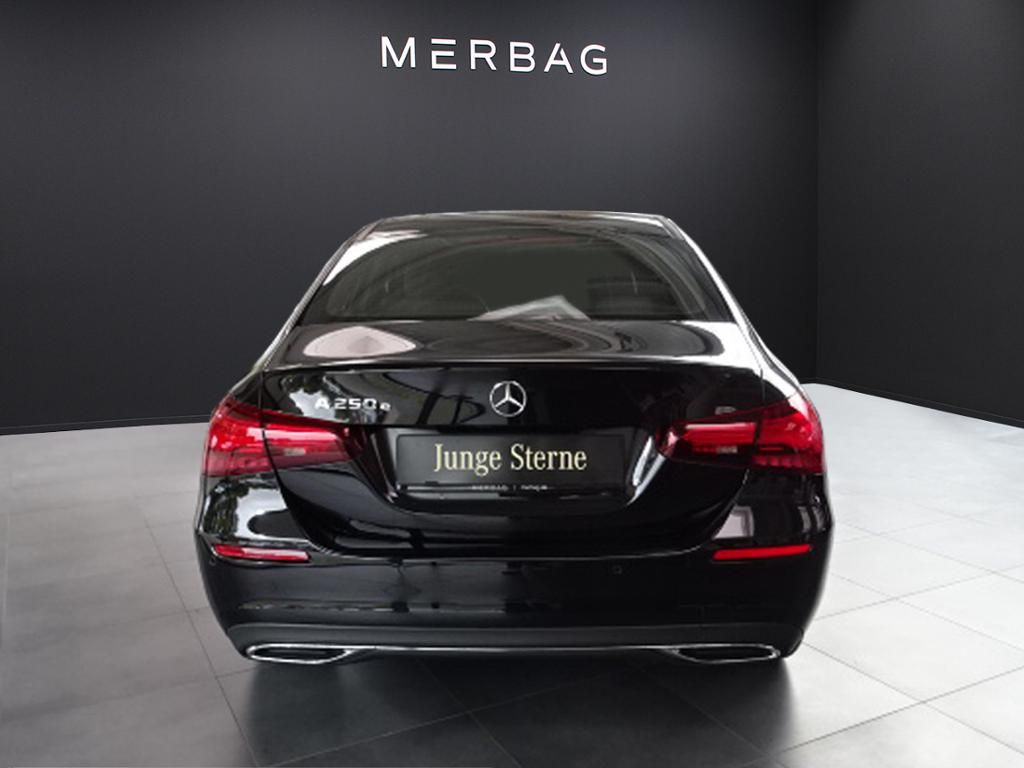Mercedes-Benz A 250 2024