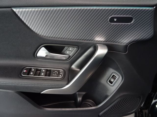 Mercedes-Benz A 250 2024