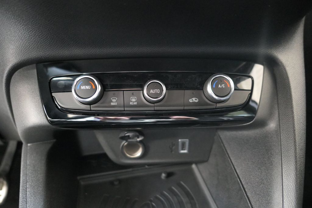 Opel Corsa 2025