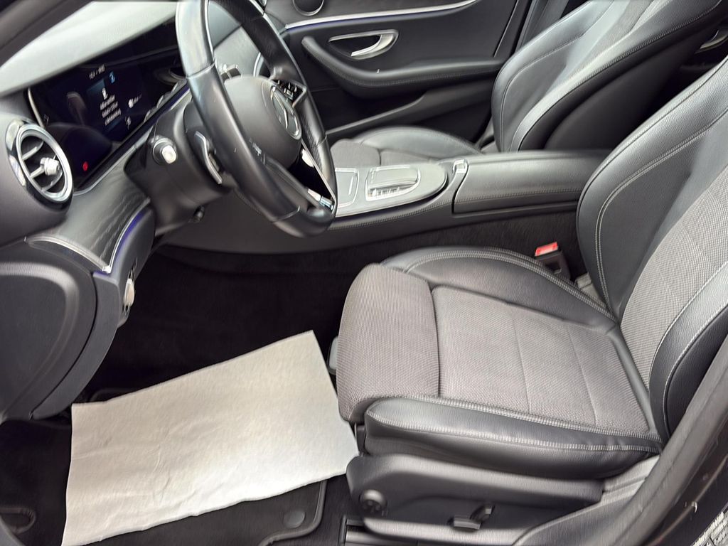 Mercedes-Benz E 300 2021