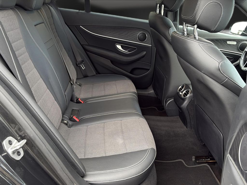 Mercedes-Benz E 300 2021