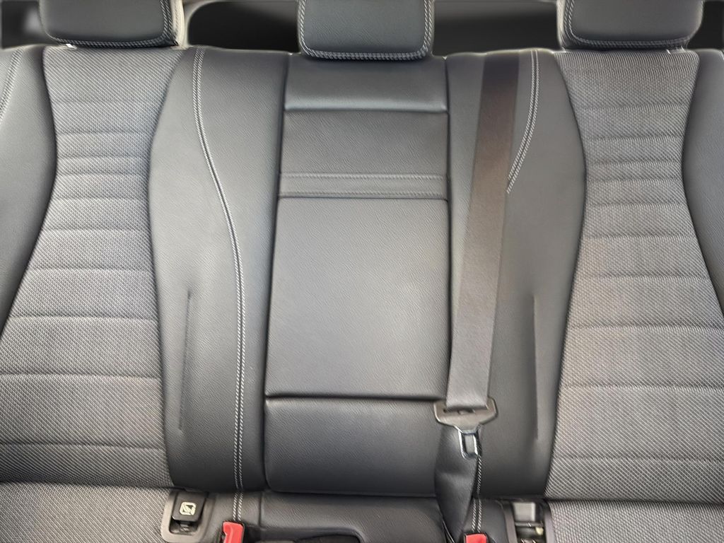 Mercedes-Benz E 300 2021