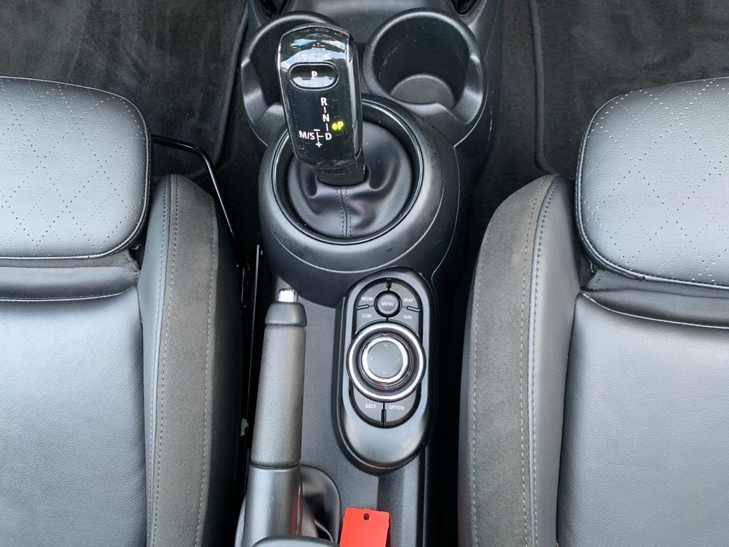 MINI Cooper Cabrio 2022