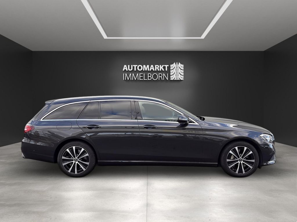 Mercedes-Benz E 300 2021