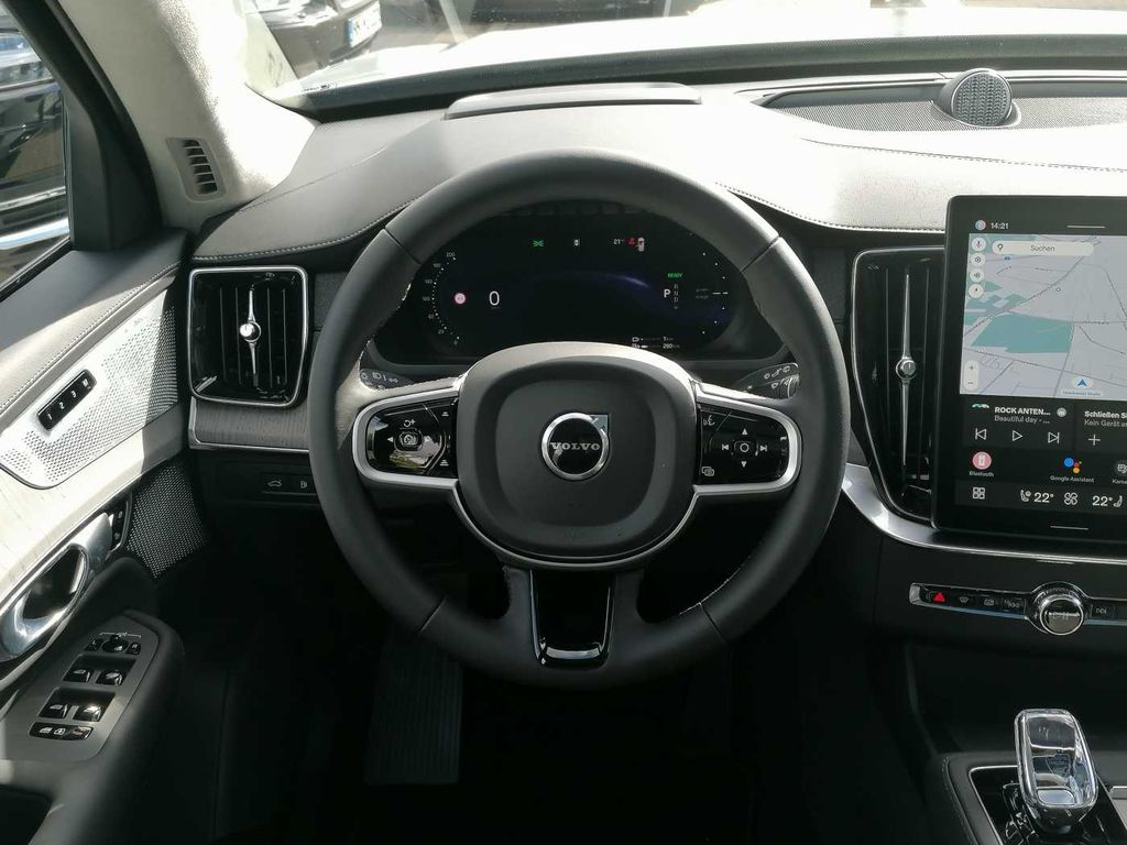 Volvo XC90 2025