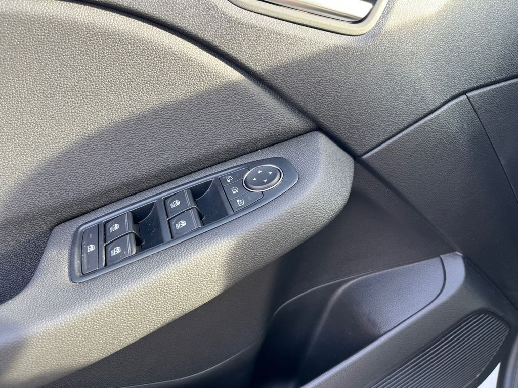 Mitsubishi Colt 2025