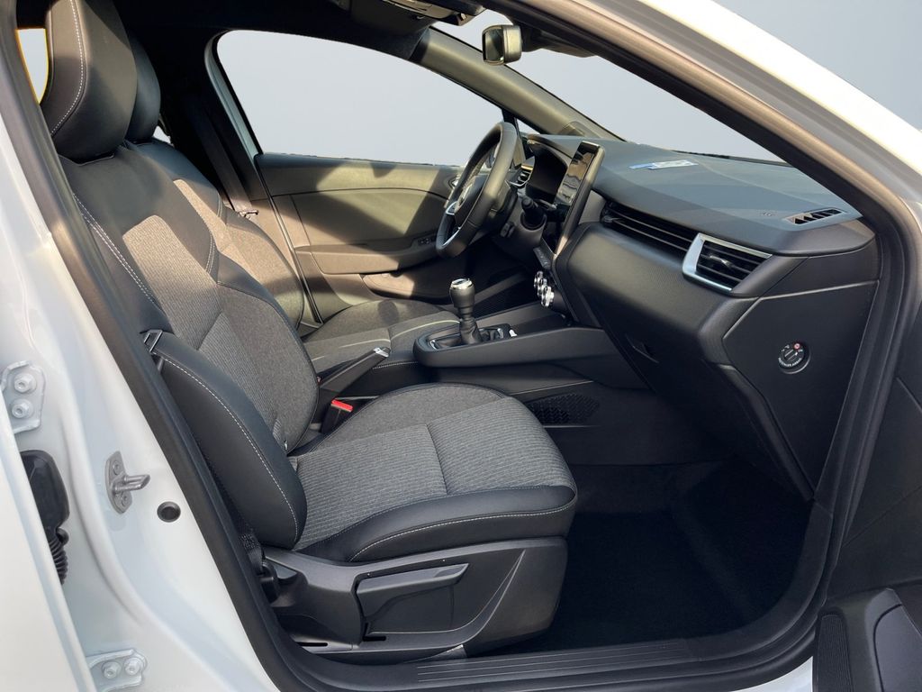 Mitsubishi Colt 2025