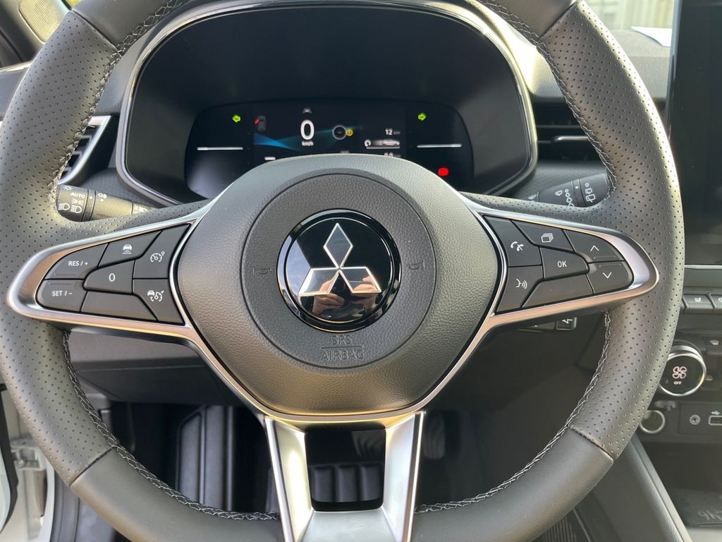 Mitsubishi Colt 2025