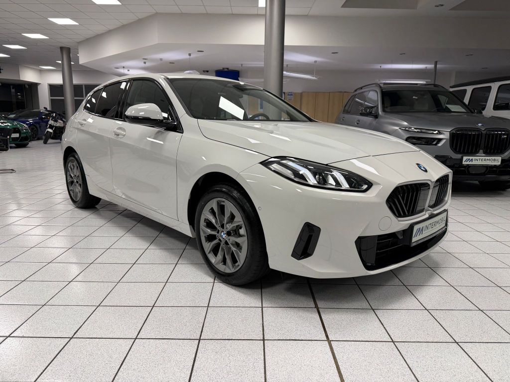 BMW 116 2025