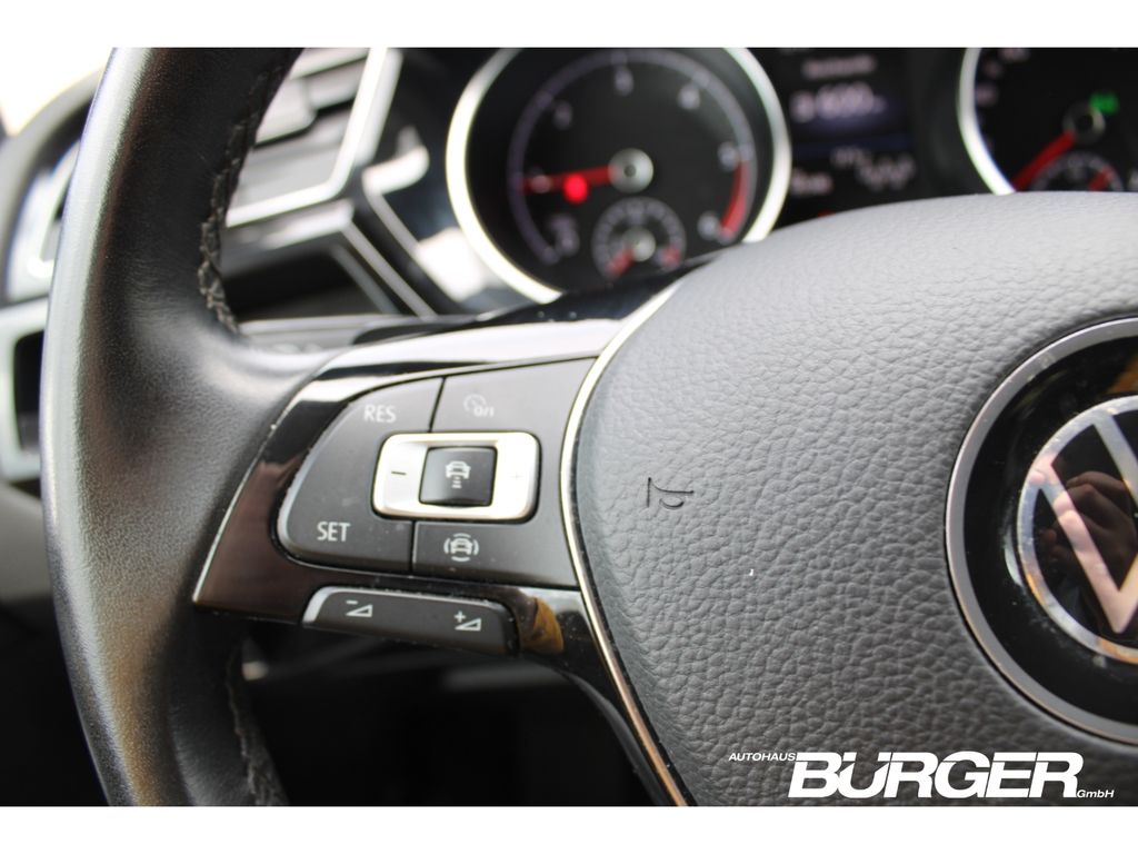 Volkswagen Touran 2021