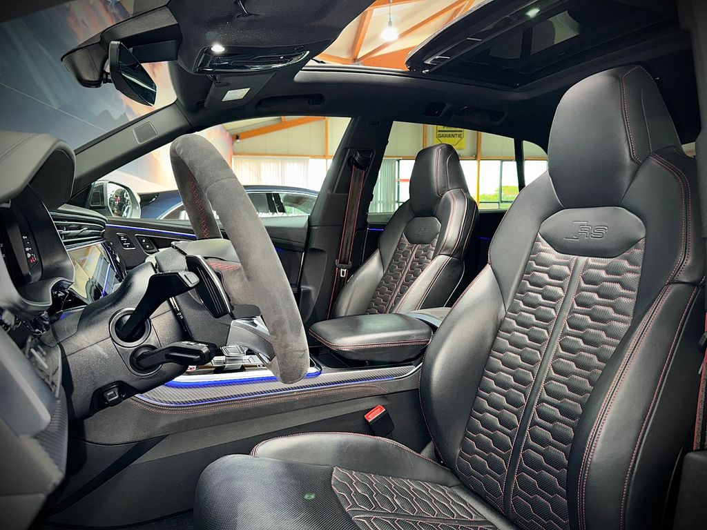 Audi RSQ8 2023