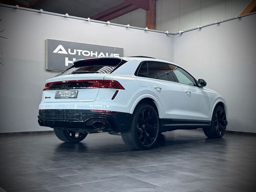 Audi RSQ8 2023