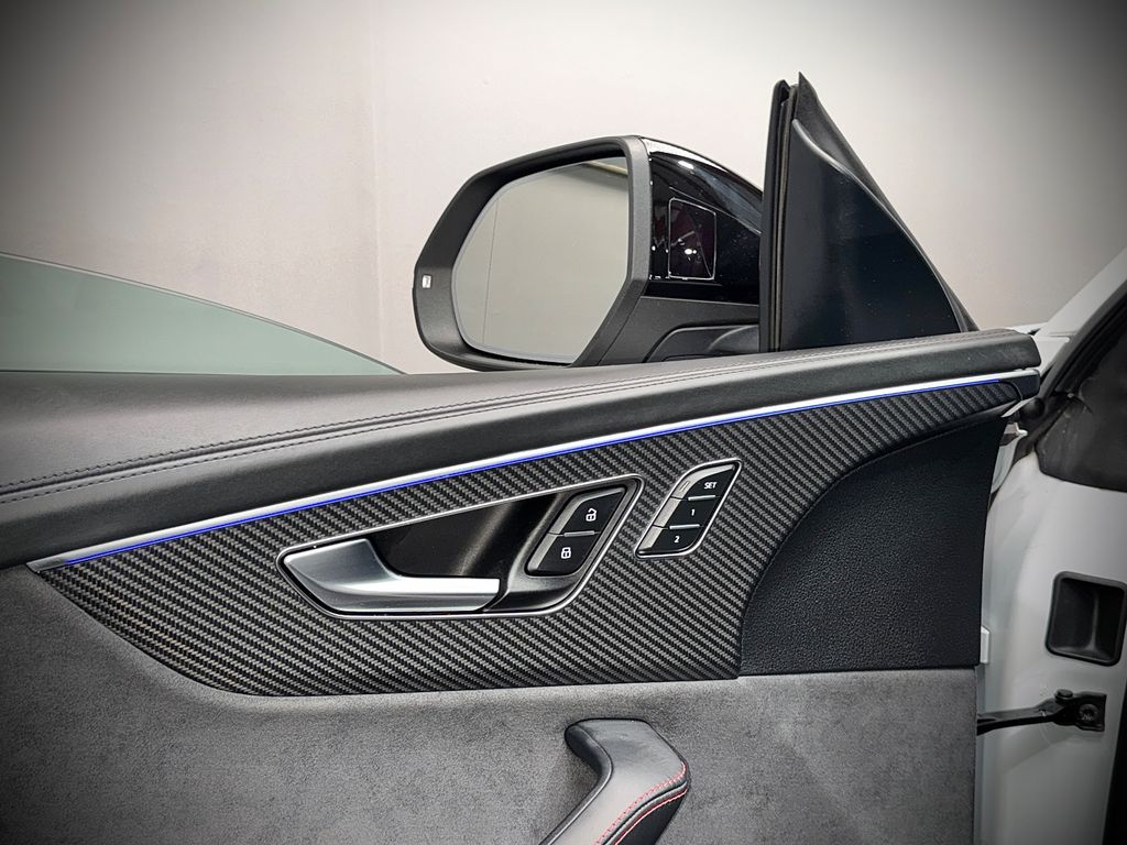 Audi RSQ8 2023