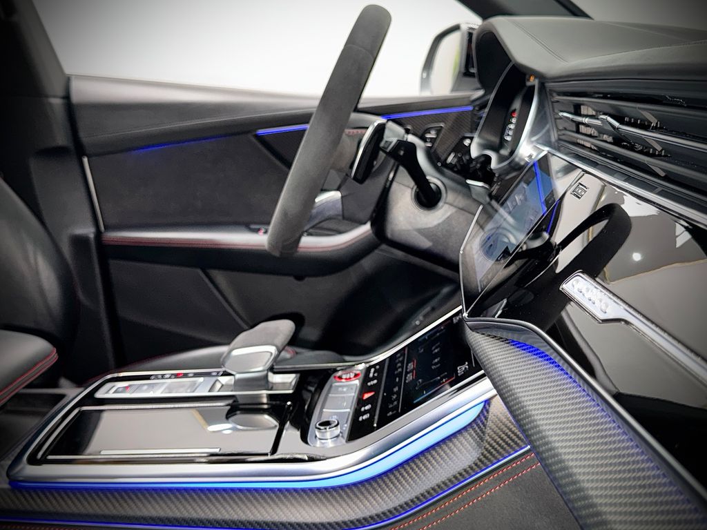 Audi RSQ8 2023