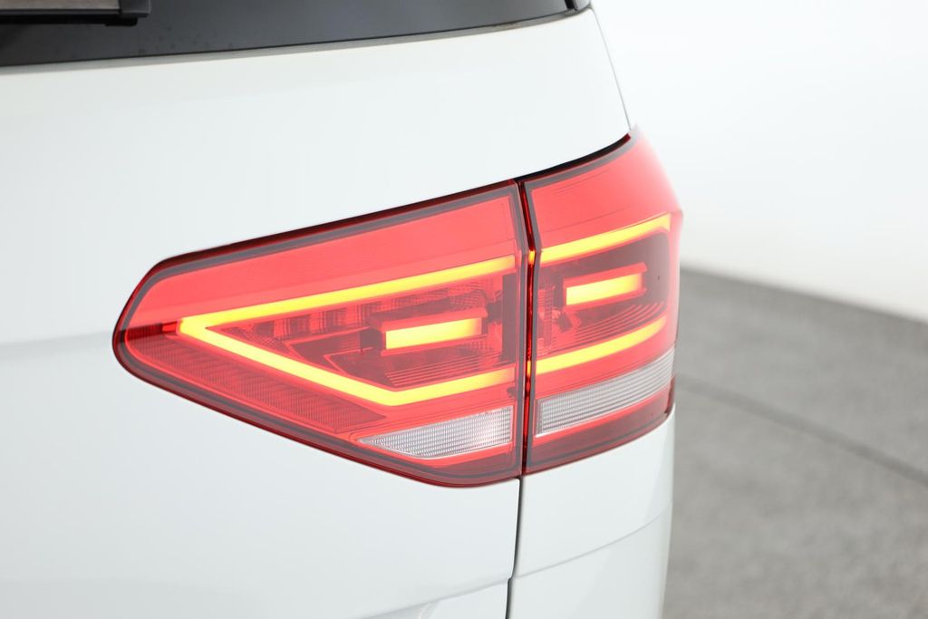 Volkswagen Touran 2025