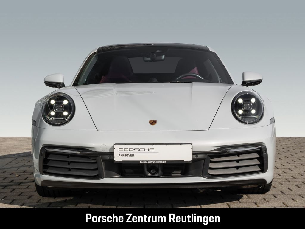Porsche 992 2023