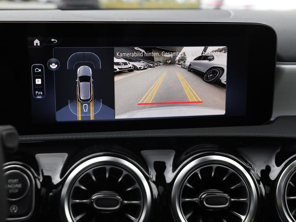 Mercedes-Benz A 200 2025