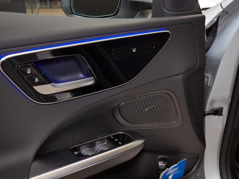 Mercedes-Benz C 300 2023