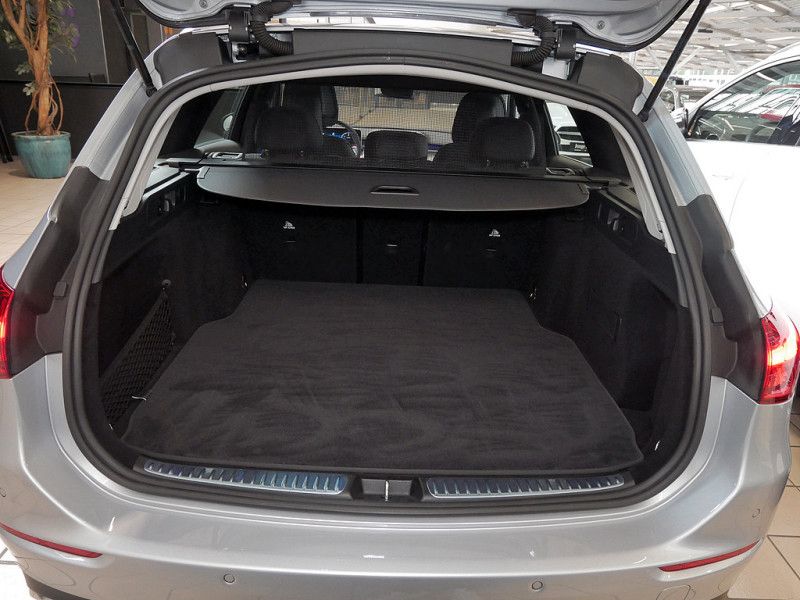 Mercedes-Benz C 300 2023