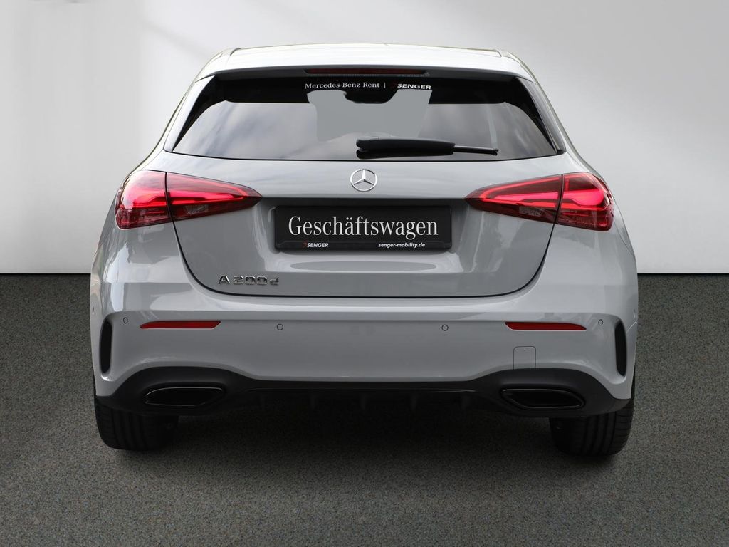 Mercedes-Benz A 200 2025