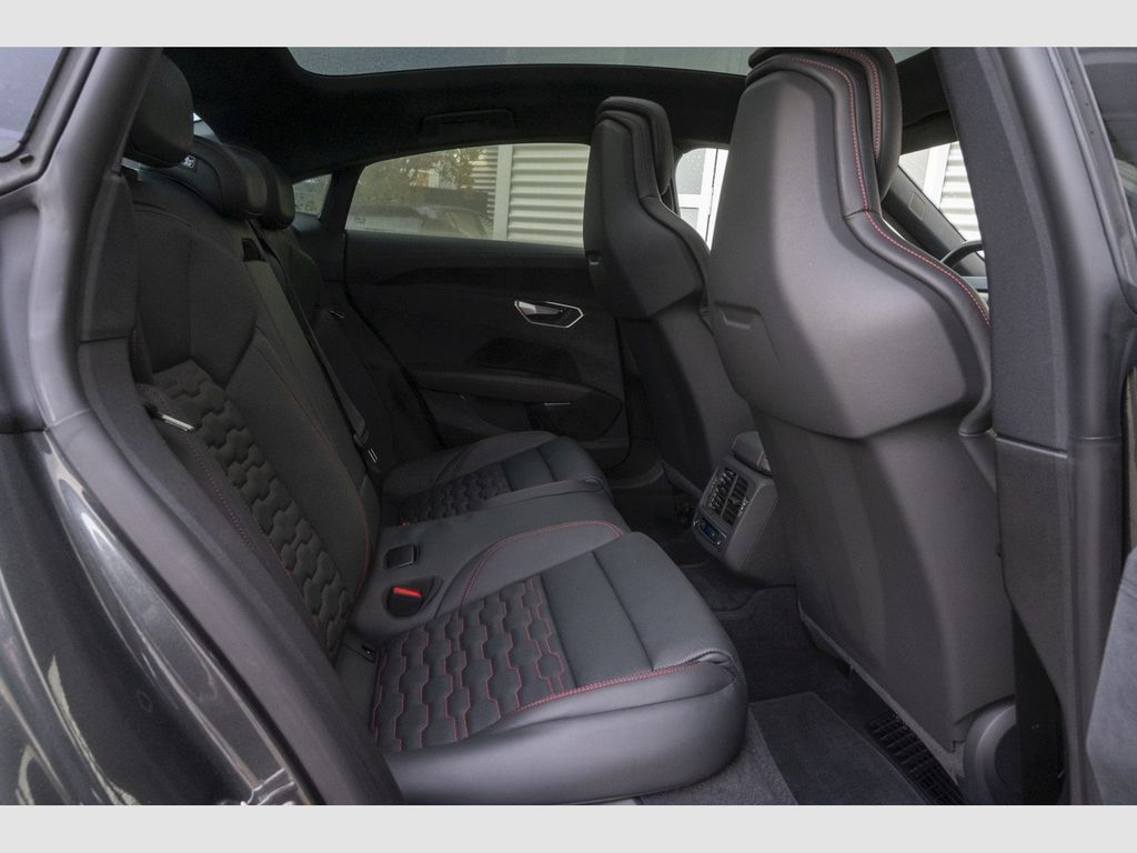 Audi e-tron GT 2025