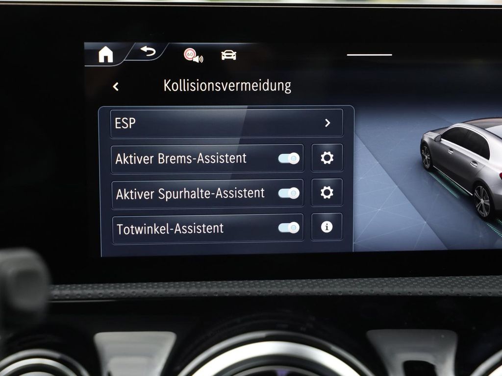 Mercedes-Benz A 200 2025