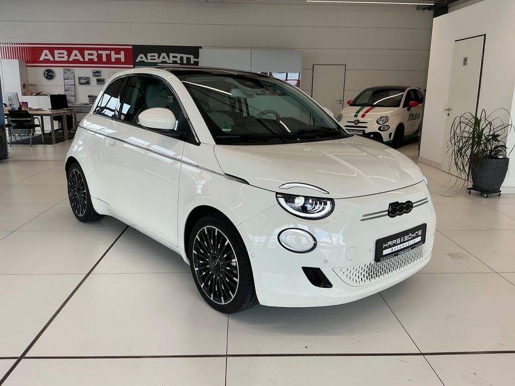 Fiat 500e 2023