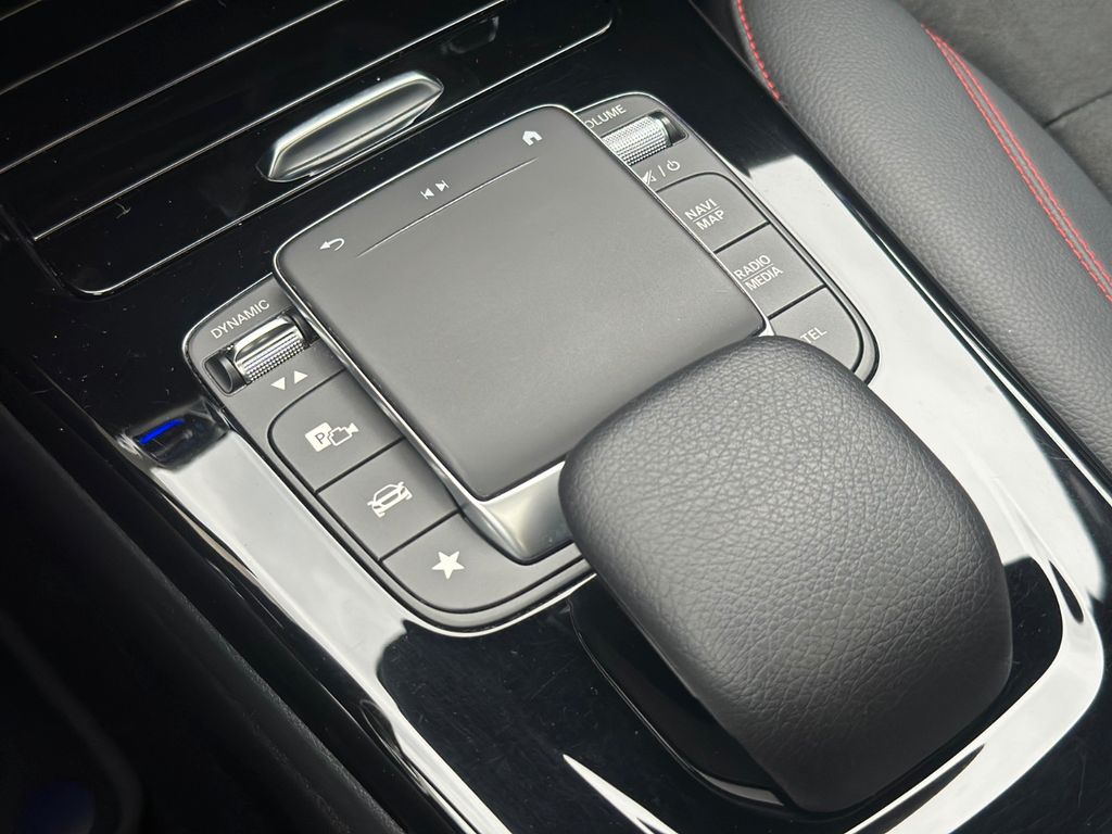 Mercedes-Benz CLA 220 2022