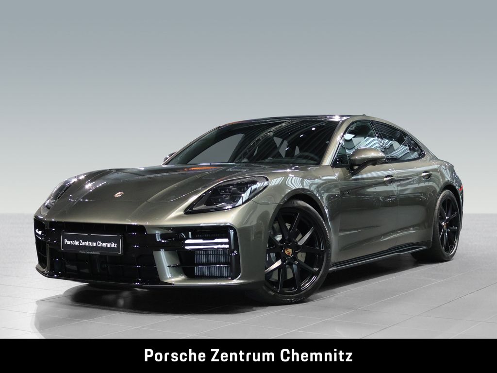 Porsche Panamera 2025