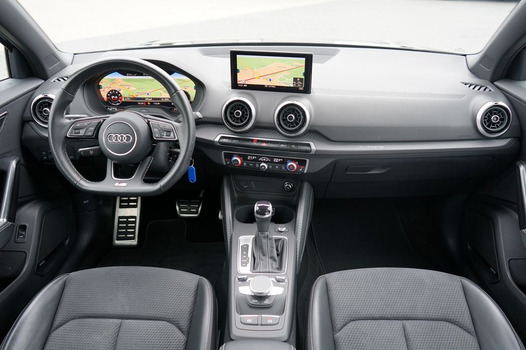 Audi SQ2 2022