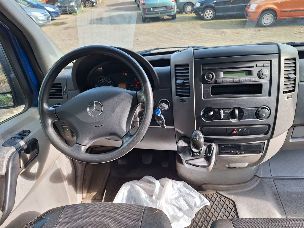 Mercedes-Benz Sprinter 2012